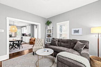 818 Etowah Ave in Royal Oak, MI - Building Photo - Building Photo
