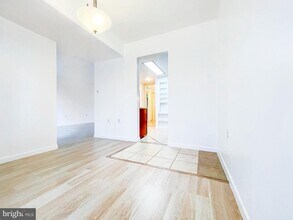 1532 Northgate Square-Unit -12A in Reston, VA - Building Photo - Building Photo