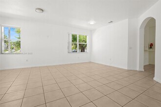 10902 SW 242nd St in Homestead, FL - Building Photo - Building Photo