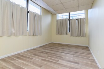 102 Judd Square in Wallingford, CT - Building Photo - Building Photo