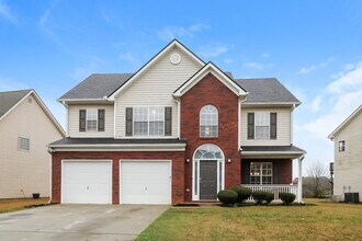 5713 Colonnade Dr in Rex, GA - Building Photo - Building Photo