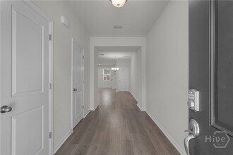 124 Benelli Dr in Pooler, GA - Building Photo - Building Photo