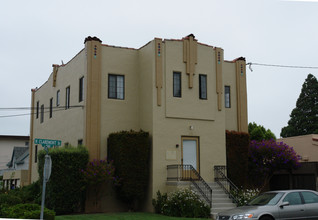 436 N Claremont St in San Mateo, CA - Building Photo - Building Photo