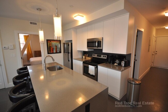 property at 659 Massachusetts Ave