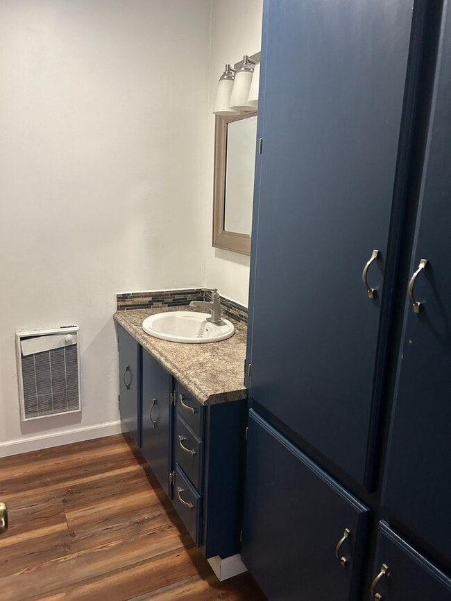 property at 70 Rising Sun Cir