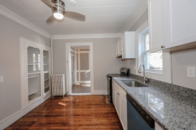 107 Arlington, A in Manchester, NH - Building Photo - Building Photo