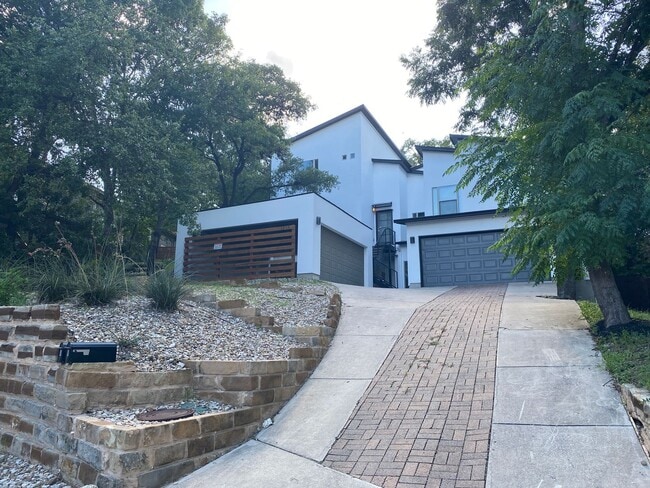 property at 1514 Betty Jo Dr