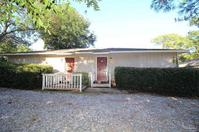 5205 Charbar Dr in Pensacola, FL - Building Photo - Building Photo