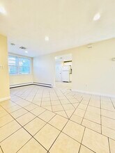 1 Lawndale Ave in Saugus, MA - Building Photo - Building Photo
