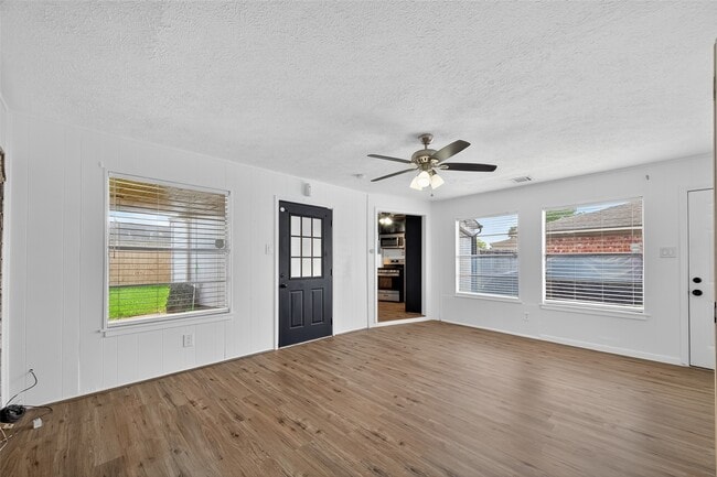 property at 9858 Sageaspen Ln