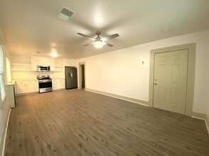 2177 Weston Way in Merced, CA - Building Photo - Building Photo