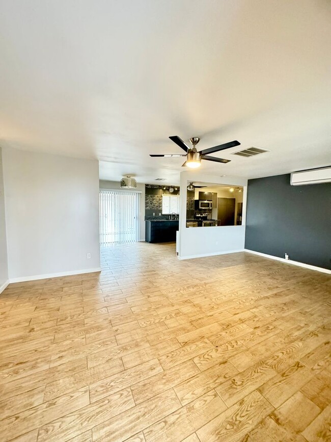 49140 Cedar Dr in Morongo Valley, CA - Building Photo - Building Photo