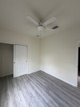 1060 San Cristobal Ave in Punta Gorda, FL - Building Photo - Building Photo