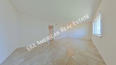 726 Eglin Pkwy NE in Fort Walton Beach, FL - Building Photo - Building Photo