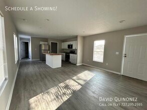 5715 Heather View Ln in Fort Wayne, IN - Building Photo - Building Photo