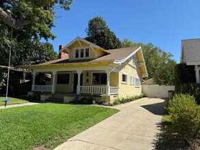 2020 Milan Ave in South Pasadena, CA - Foto de edificio - Building Photo