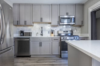 3707 37th Pl in Brentwood, MD - Building Photo - Building Photo