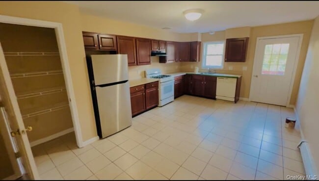 property at 50 Moultrie Ave