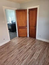 9757 S Avenue M, Unit 2 in Chicago, IL - Building Photo - Building Photo