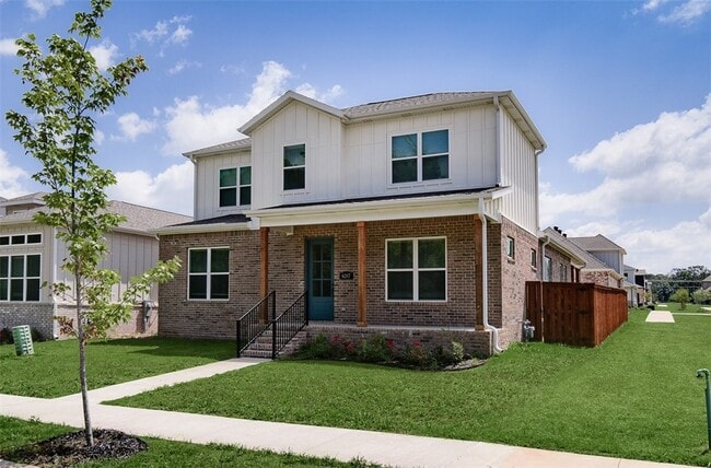 property at 6207 SW Luster Rd