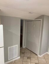 59 Harrigan St, Unit 59 B in Edison, NJ - Foto de edificio - Building Photo