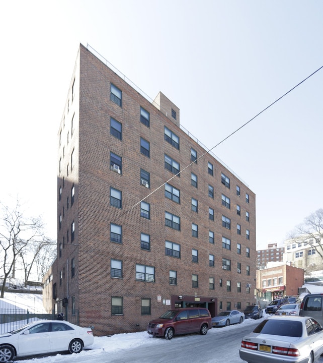 2 Brook St in Yonkers, NY - Foto de edificio