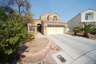 8036 Sierra Largo Dr in Las Vegas, NV - Building Photo