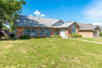 1417 Quail Crest Dr in Garland, TX - Building Photo - Building Photo