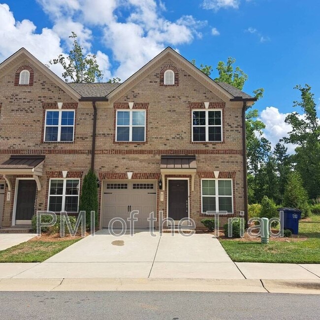 property at 811 Silver Leaf Dr