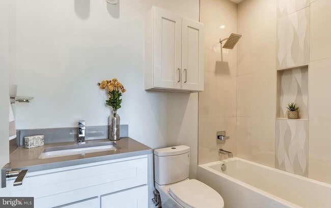 631 Florida Ave NE in Washington, DC - Building Photo - Building Photo