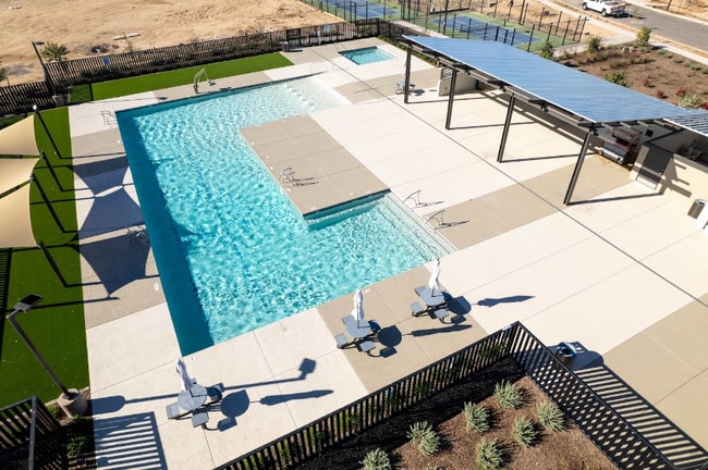 15773 W Kendall St in Goodyear, AZ - Foto de edificio - Building Photo