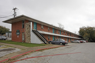 Kimberly Apartments in Arlington, TX - Building Photo - Building Photo