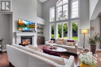 321 Trestle St in Ottawa, ON - Building Photo - Building Photo
