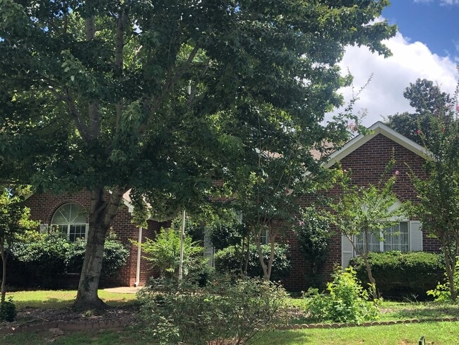 property at 624 West Ln