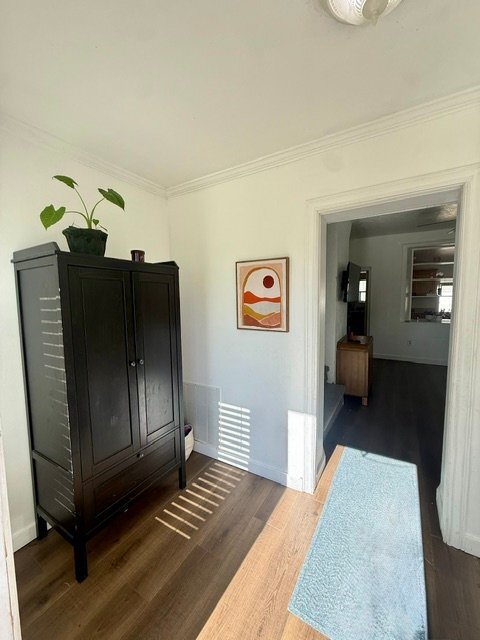 311 N Center St, Unit 3 bed 1 bath house