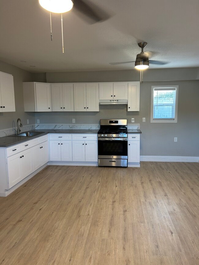 property at 1407 Chase St