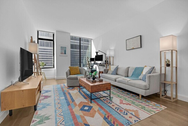 10 Hanover Square