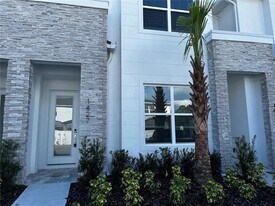 1427 Serendipity Ln in Clermont, FL - Building Photo