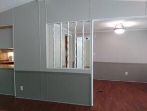 107 Oak View Dr in Carrollton, GA - Building Photo - Building Photo