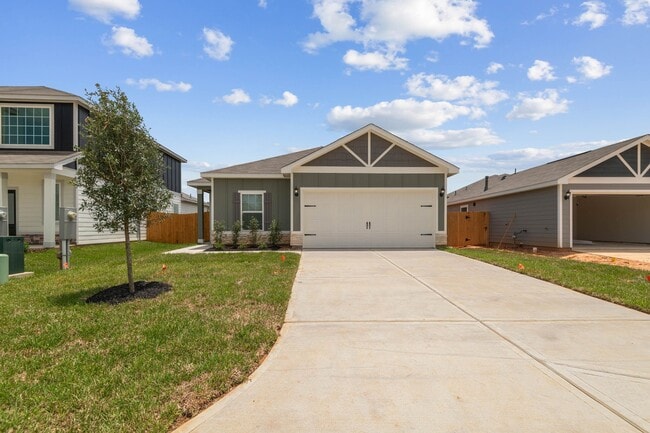 property at 15846 Berry Hl Dr