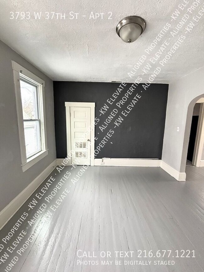 3793 W 37th St in Cleveland, OH - Building Photo - Building Photo