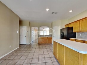 2673 Silver Hill Dr in Fort Worth, TX - Foto de edificio - Building Photo