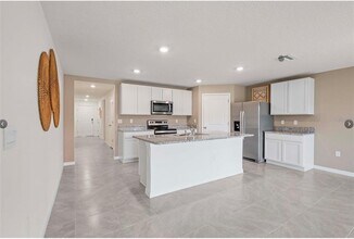7603 Rosewood Gdn Lp in Tampa, FL - Building Photo - Building Photo
