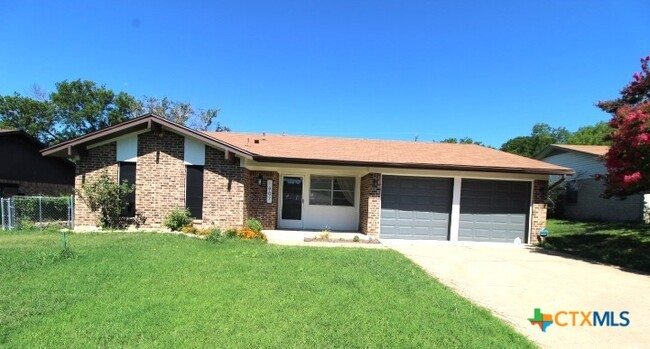 property at 1907 Henry St