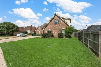 9993 Loveland Ct in Shreveport, LA - Building Photo - Building Photo