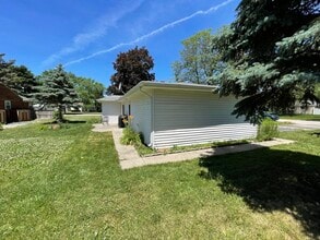 2507 Campbell St in Rolling Meadows, IL - Building Photo - Building Photo