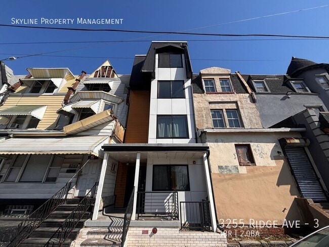 3255 Ridge Ave in Philadelphia, PA - Building Photo - Building Photo