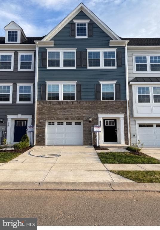 property at 2275 Marcy Dr