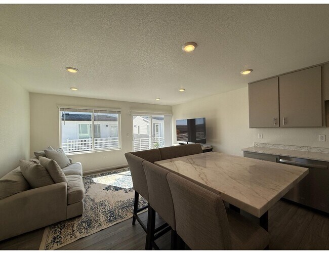 6027 Notch Top Way in Colorado Springs, CO - Building Photo - Building Photo