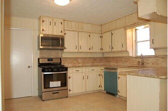 214 Juniper St in Mansfield, TX - Building Photo - Building Photo